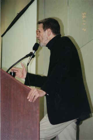 Nimoy2.JPG (21658 bytes)