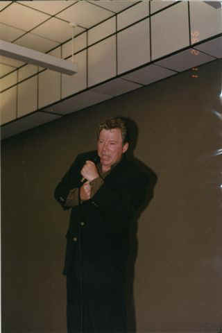 Shatner1.JPG (17784 bytes)