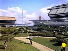 academy1.jpg (21052 bytes)